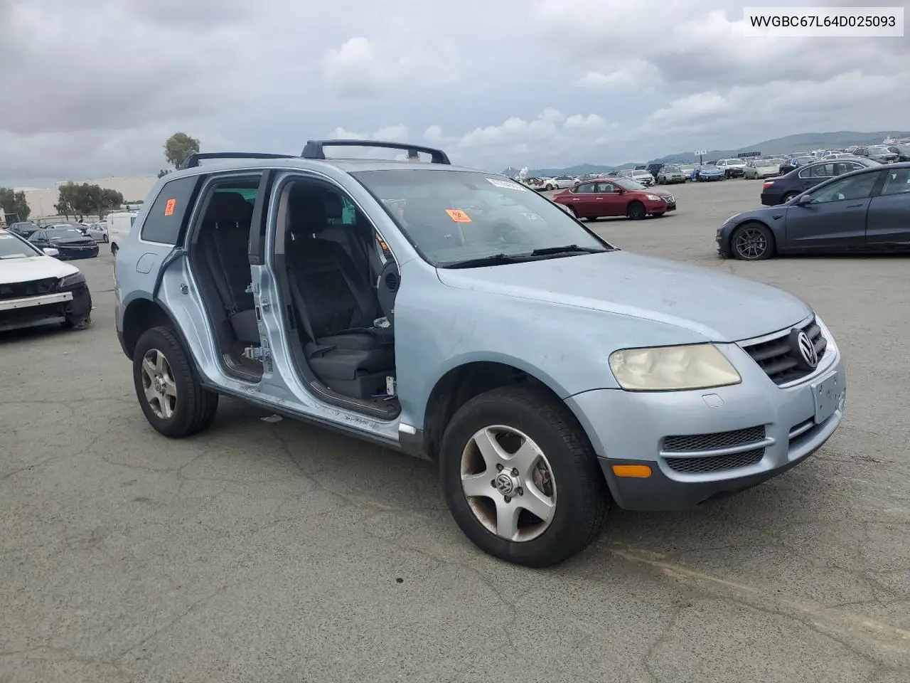 2004 Volkswagen Touareg 3.2 VIN: WVGBC67L64D025093 Lot: 47764685