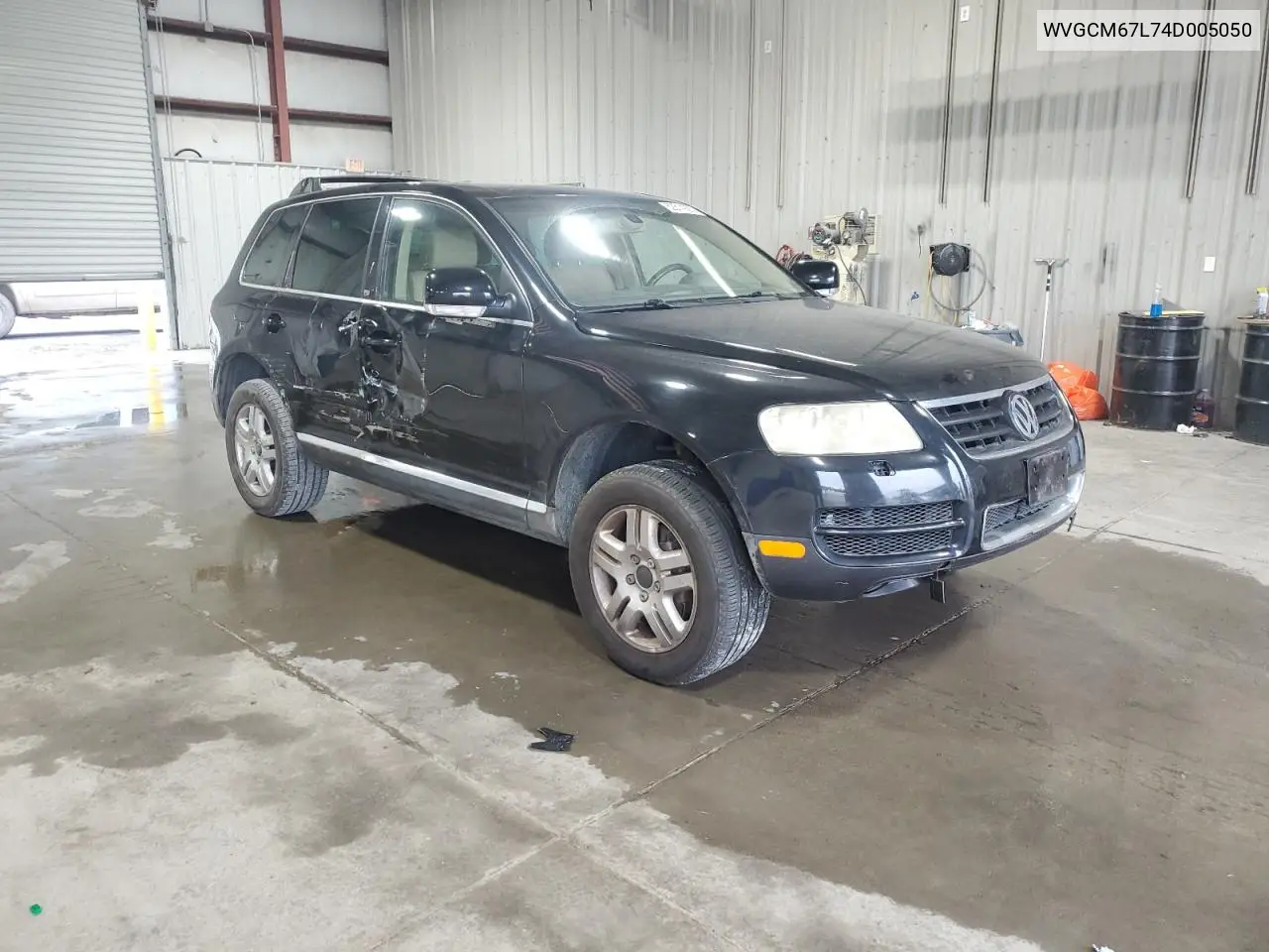 2004 Volkswagen Touareg 4.2 VIN: WVGCM67L74D005050 Lot: 62314225