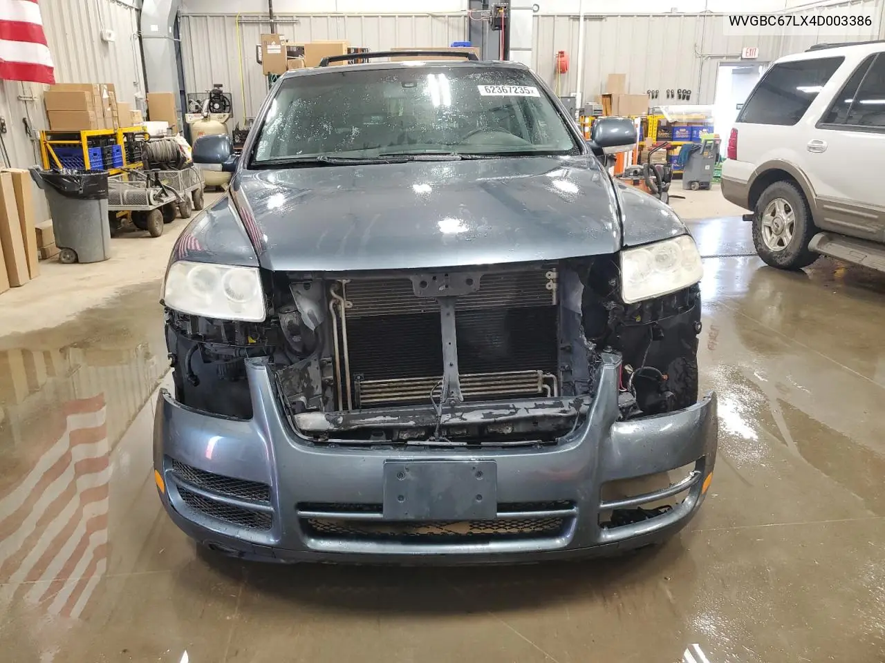 2004 Volkswagen Touareg 3.2 VIN: WVGBC67LX4D003386 Lot: 62367235