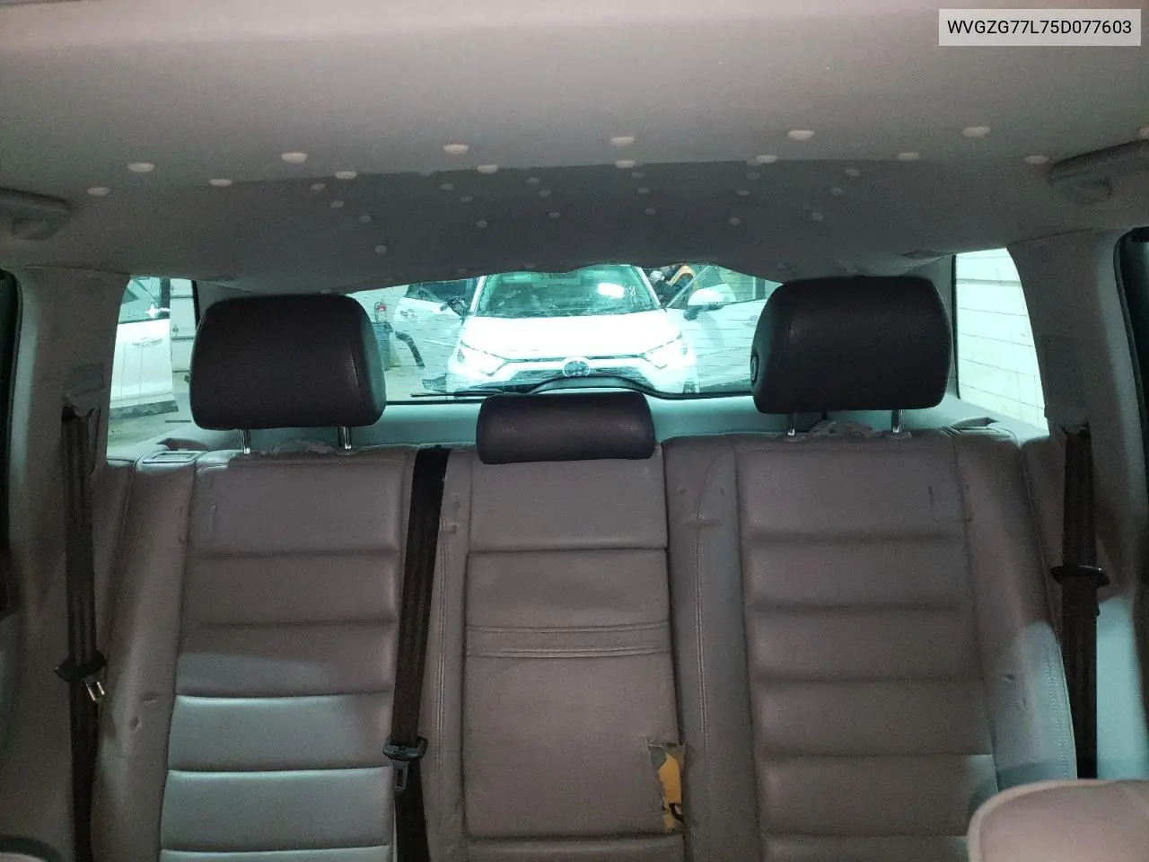2005 Volkswagen Touareg 3.2 VIN: WVGZG77L75D077603 Lot: 54355465