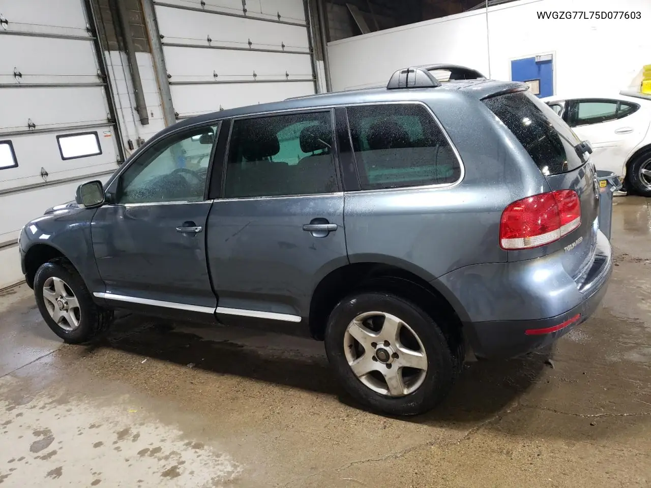 2005 Volkswagen Touareg 3.2 VIN: WVGZG77L75D077603 Lot: 54355465