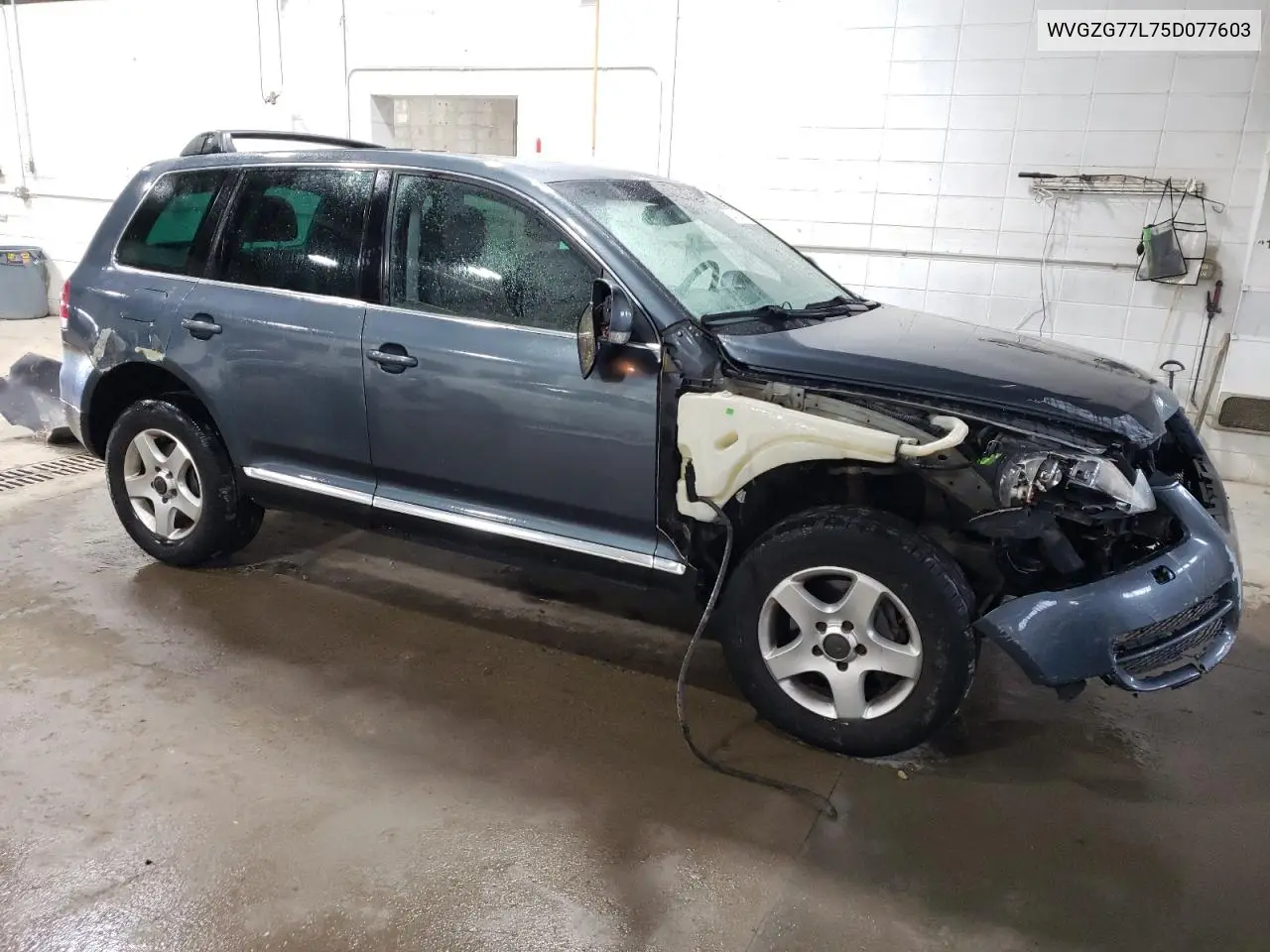 2005 Volkswagen Touareg 3.2 VIN: WVGZG77L75D077603 Lot: 54355465