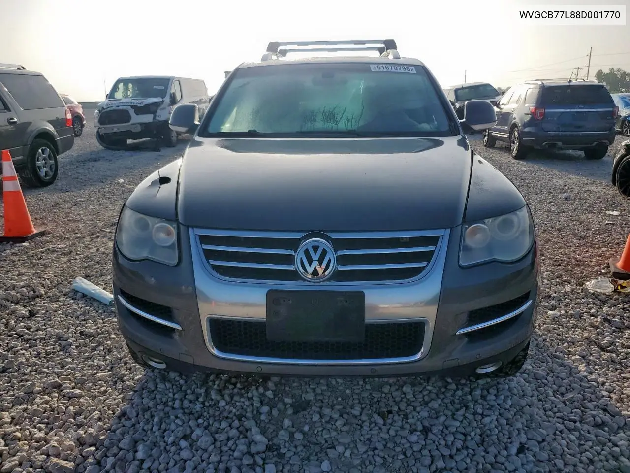 2008 Volkswagen Touareg 2 V8 VIN: WVGCB77L88D001770 Lot: 61670795