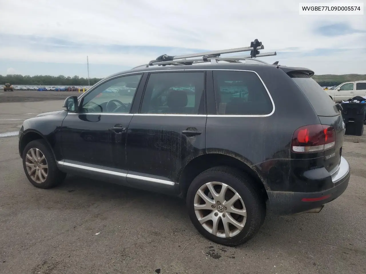 2009 Volkswagen Touareg 2 V6 VIN: WVGBE77L09D005574 Lot: 63398975