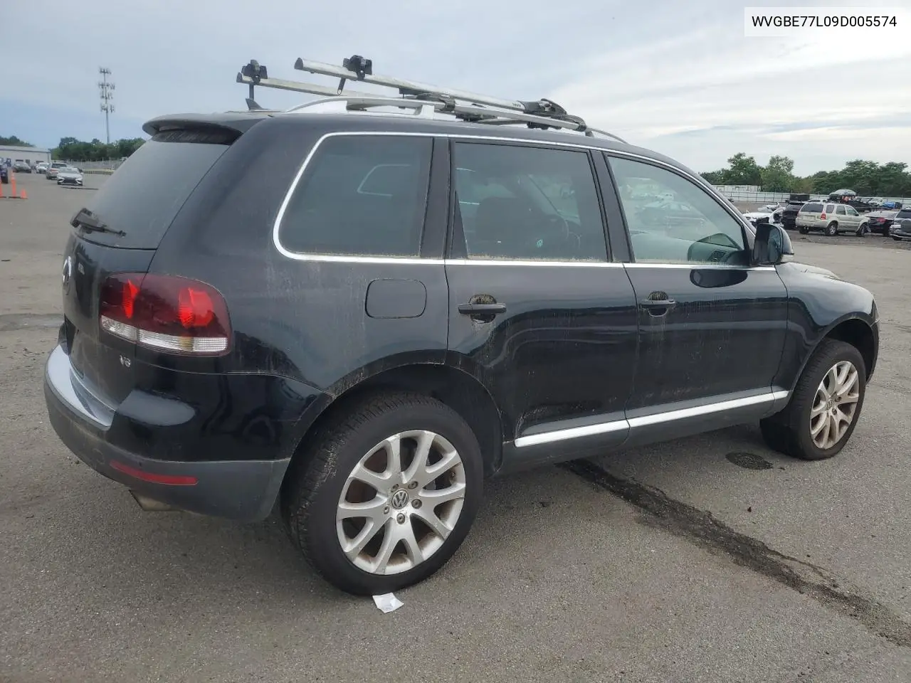 2009 Volkswagen Touareg 2 V6 VIN: WVGBE77L09D005574 Lot: 63398975