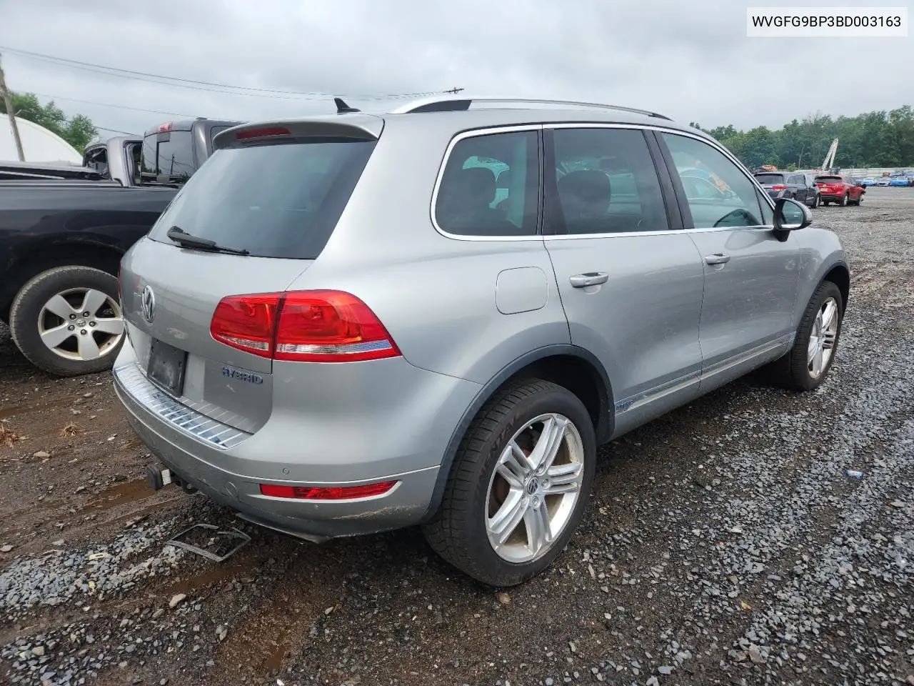 2011 Volkswagen Touareg Hybrid VIN: WVGFG9BP3BD003163 Lot: 63349305