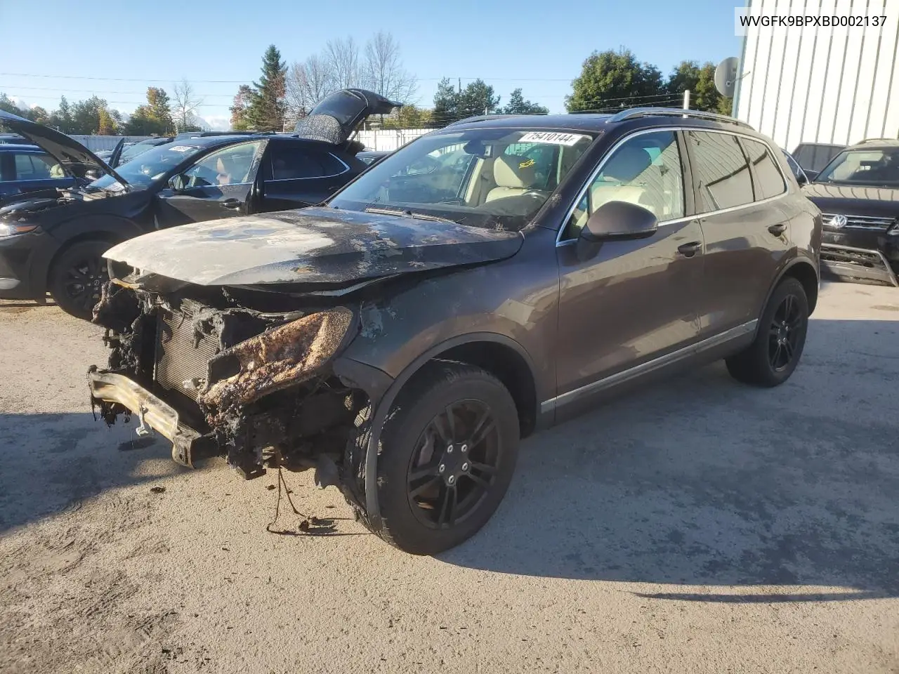 2011 Volkswagen Touareg V6 Tdi VIN: WVGFK9BPXBD002137 Lot: 75410144