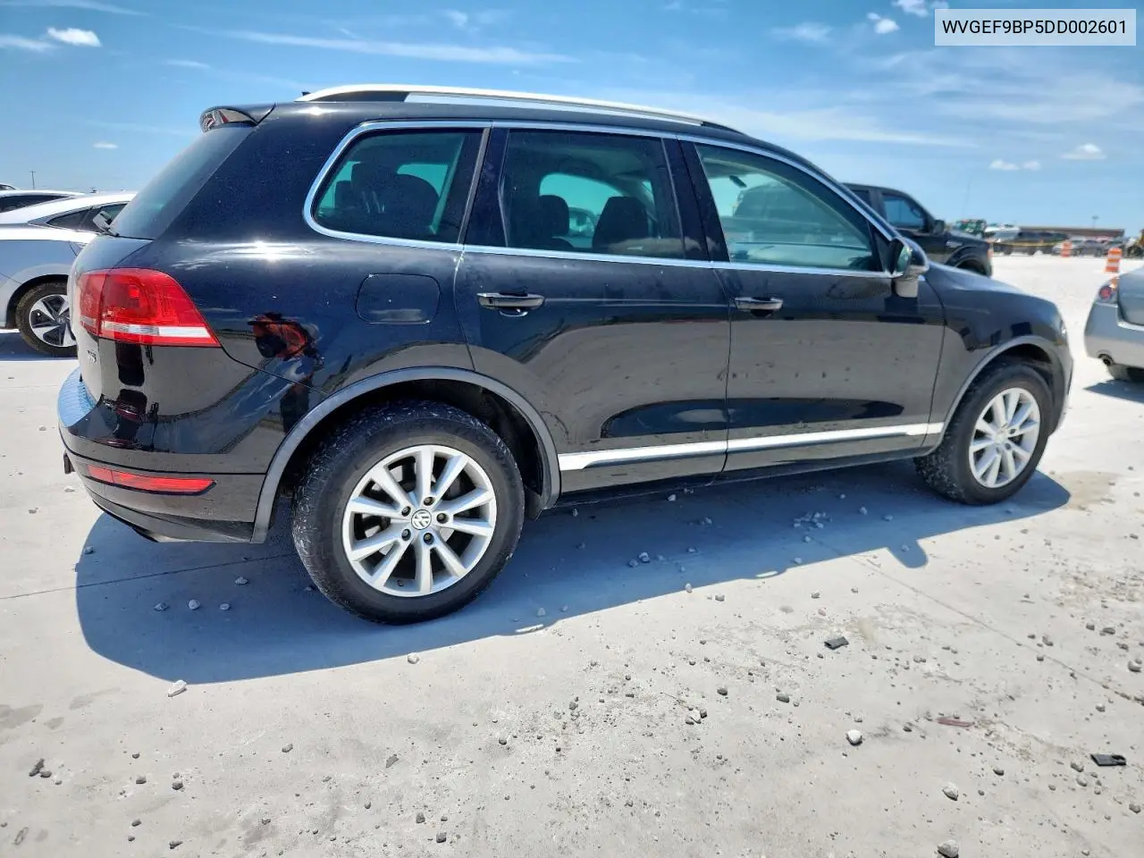 2013 Volkswagen Touareg V6 VIN: WVGEF9BP5DD002601 Lot: 60920695
