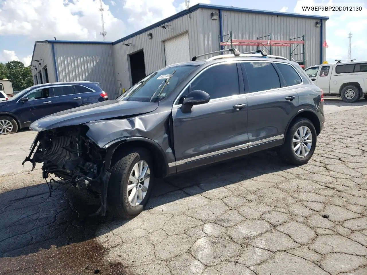 2013 Volkswagen Touareg V6 Tdi VIN: WVGEP9BP2DD012130 Lot: 61553095