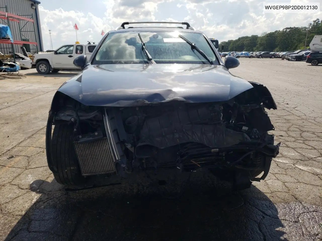 2013 Volkswagen Touareg V6 Tdi VIN: WVGEP9BP2DD012130 Lot: 61553095