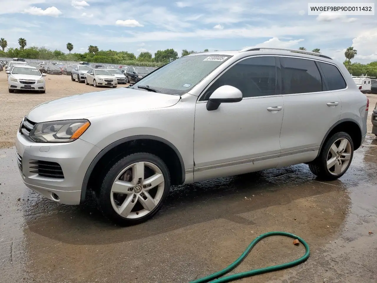 2013 Volkswagen Touareg V6 VIN: WVGEF9BP9DD011432 Lot: 61800405