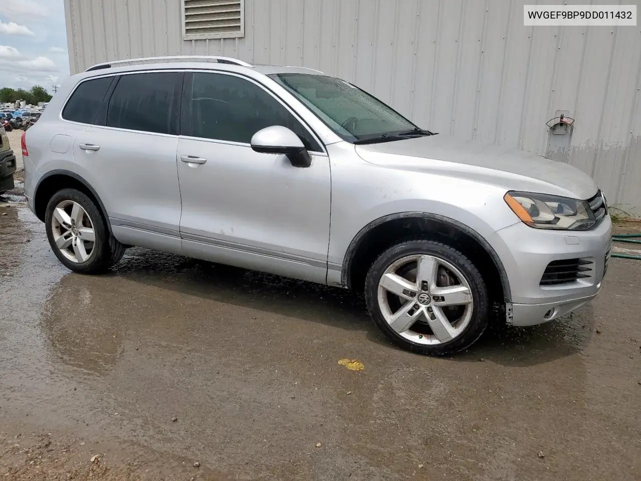 2013 Volkswagen Touareg V6 VIN: WVGEF9BP9DD011432 Lot: 61800405