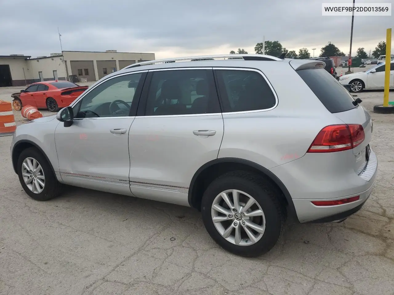 2013 Volkswagen Touareg V6 VIN: WVGEF9BP2DD013569 Lot: 62739725
