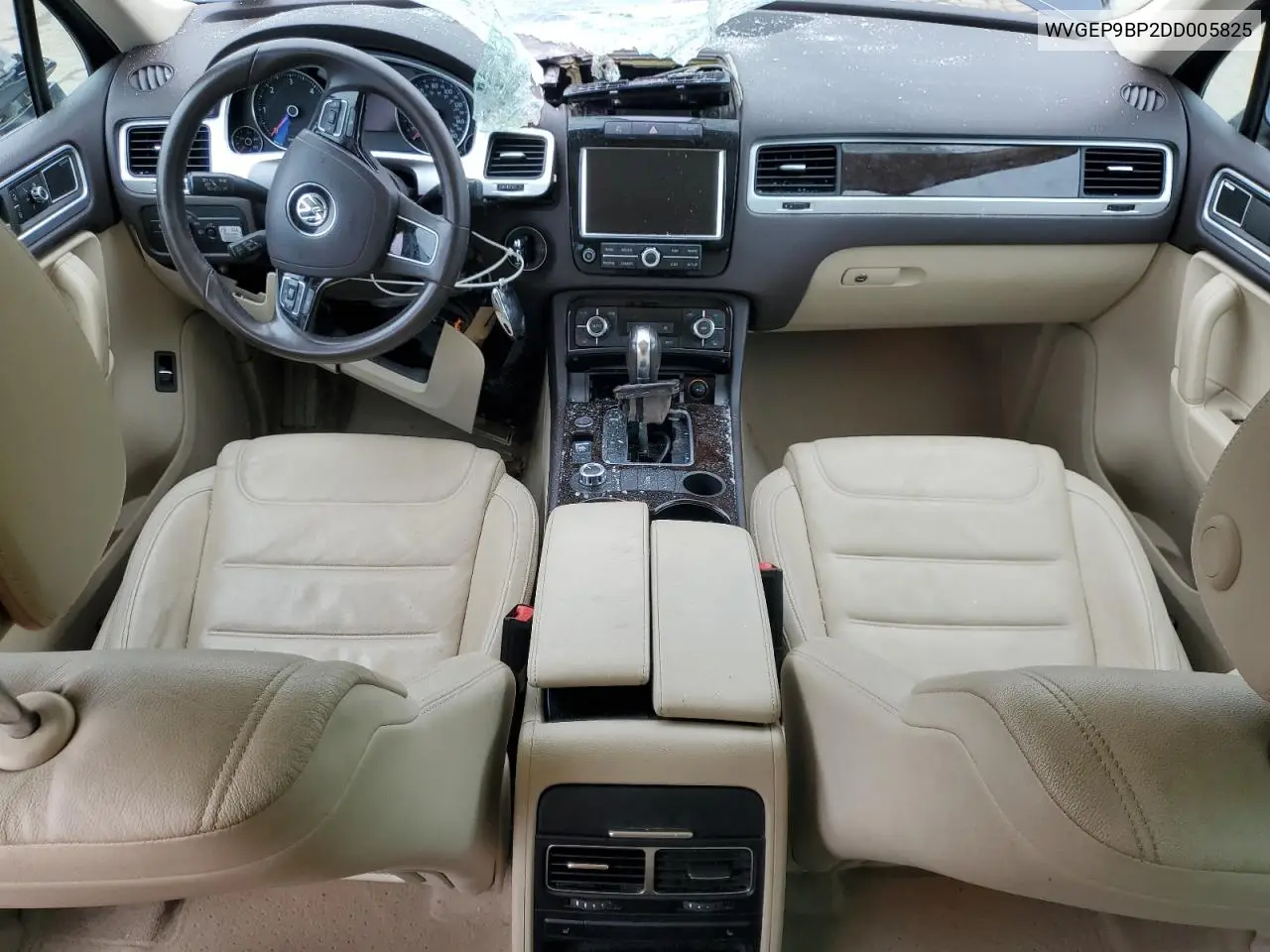2013 Volkswagen Touareg V6 Tdi VIN: WVGEP9BP2DD005825 Lot: 62827515