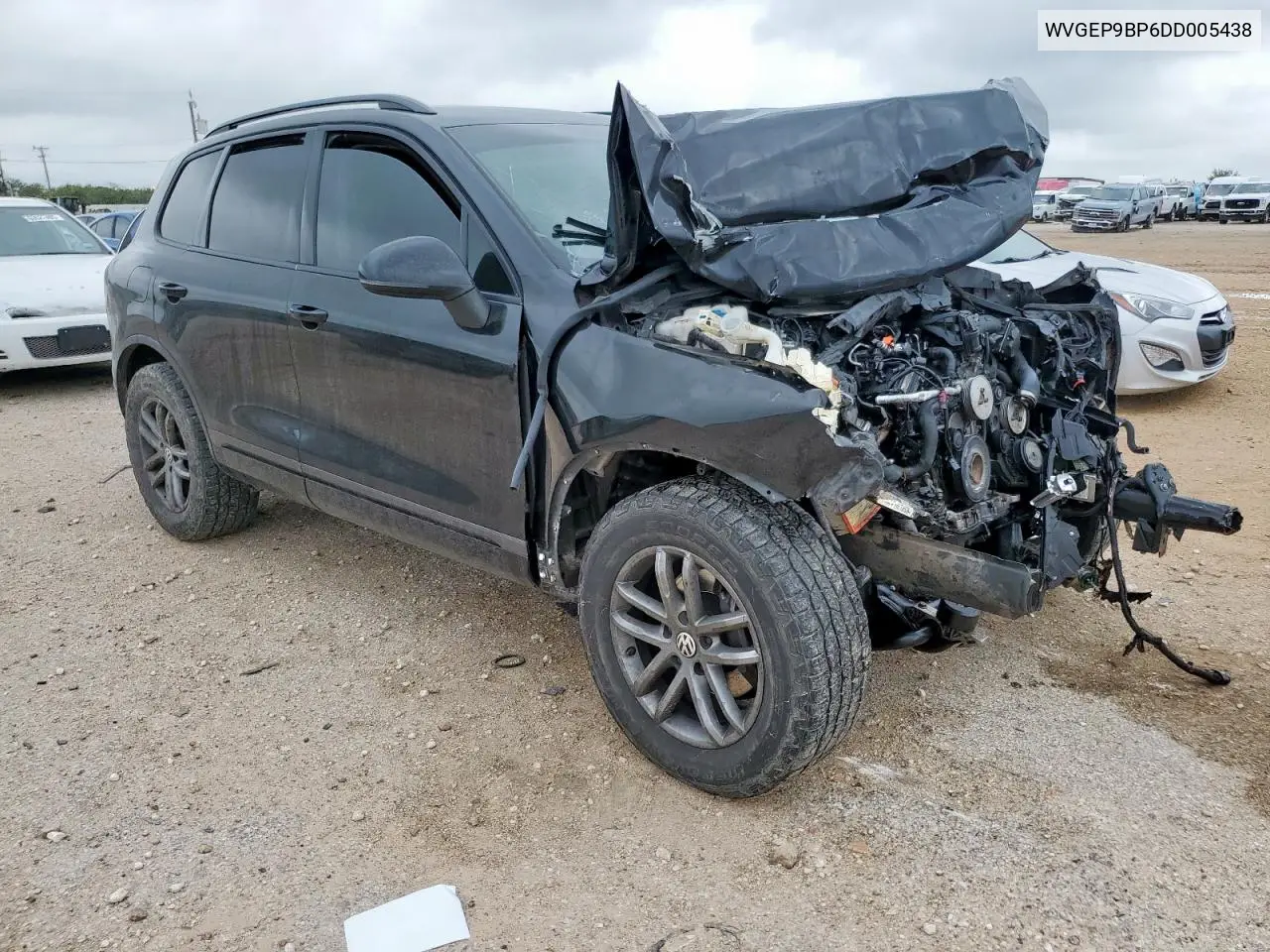 2013 Volkswagen Touareg V6 Tdi VIN: WVGEP9BP6DD005438 Lot: 63470755