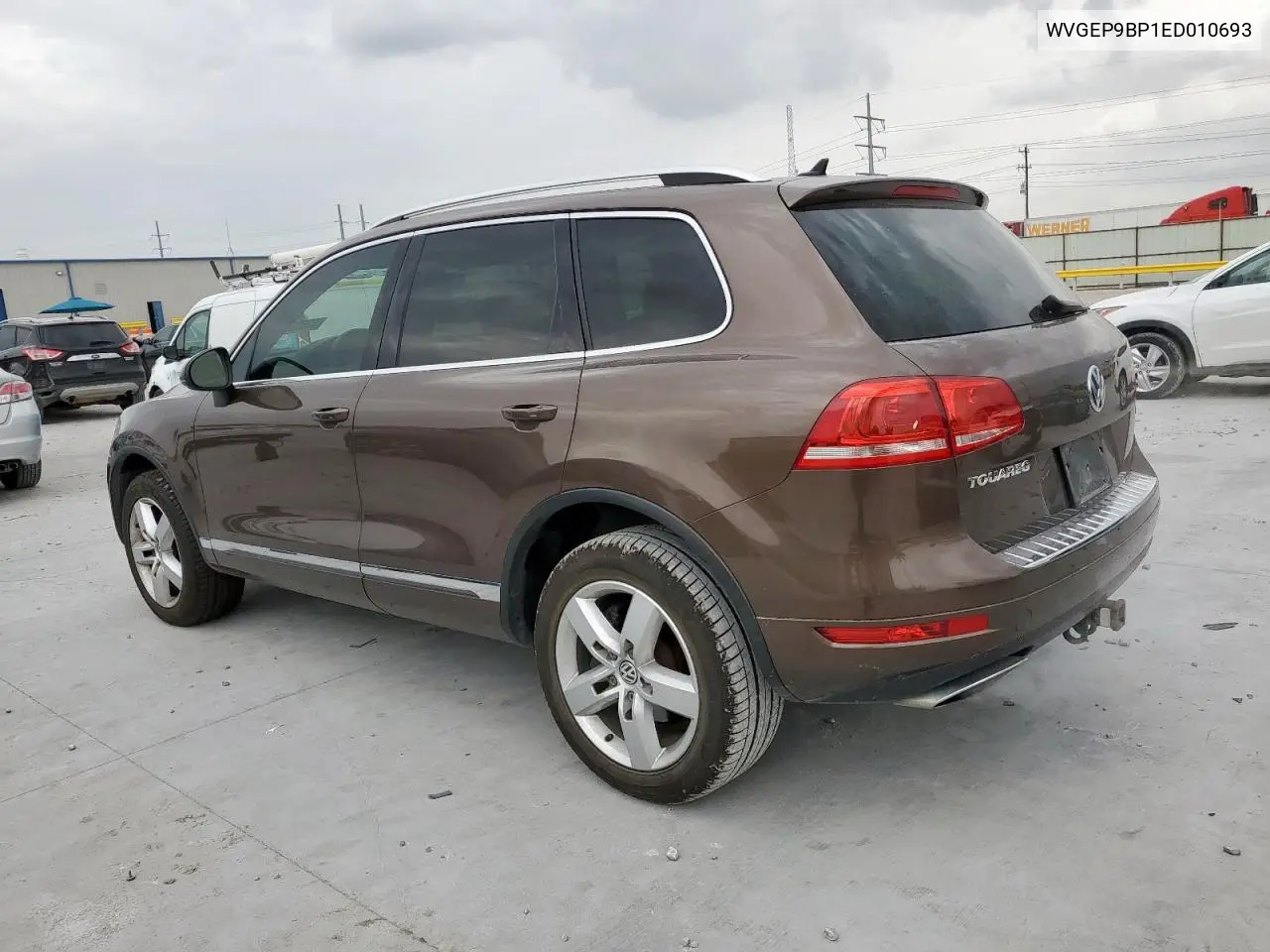 2014 Volkswagen Touareg V6 Tdi VIN: WVGEP9BP1ED010693 Lot: 62530025