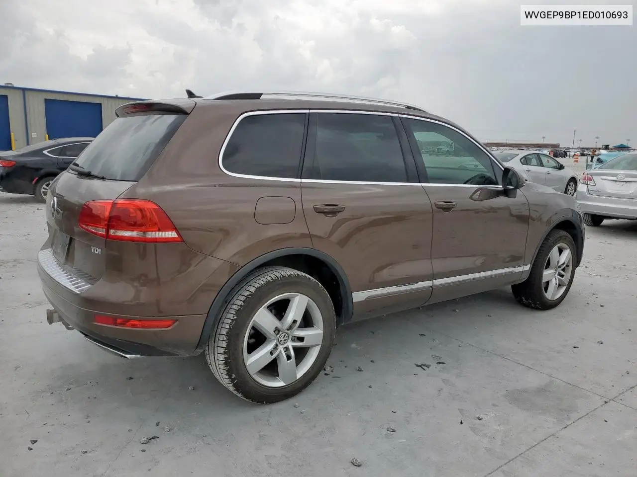 2014 Volkswagen Touareg V6 Tdi VIN: WVGEP9BP1ED010693 Lot: 62530025