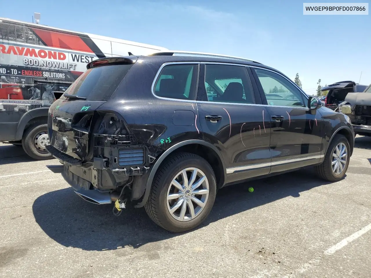 2015 Volkswagen Touareg V6 Tdi VIN: WVGEP9BP0FD007866 Lot: 63127475