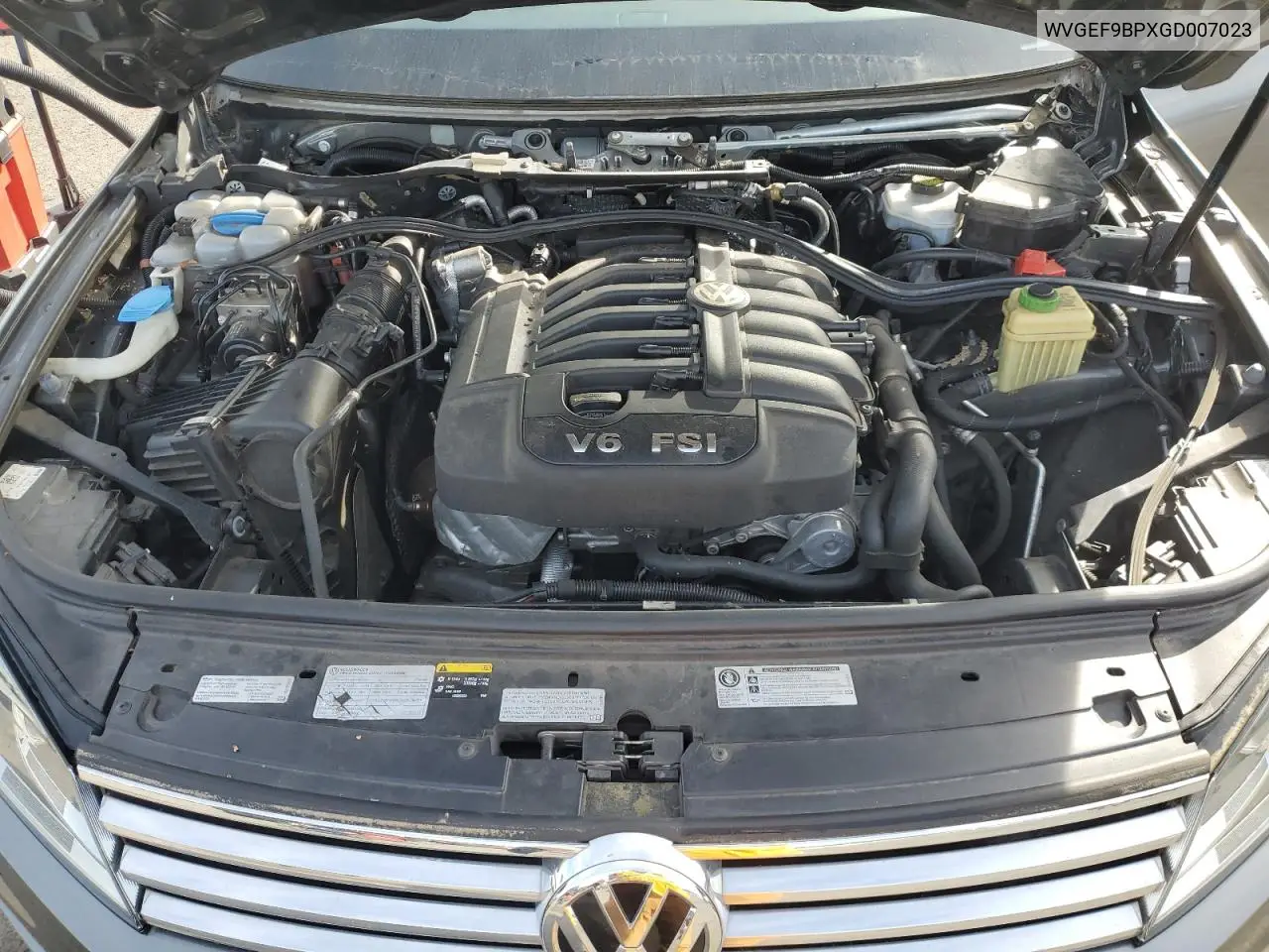 2016 Volkswagen Touareg Sport VIN: WVGEF9BPXGD007023 Lot: 50760865