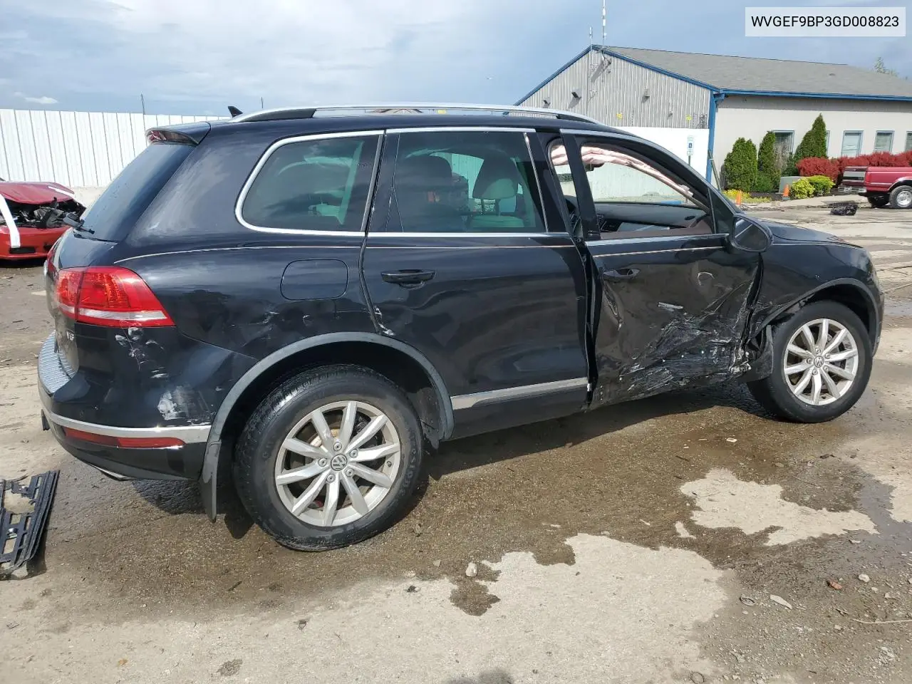 2016 Volkswagen Touareg Sport VIN: WVGEF9BP3GD008823 Lot: 56838985