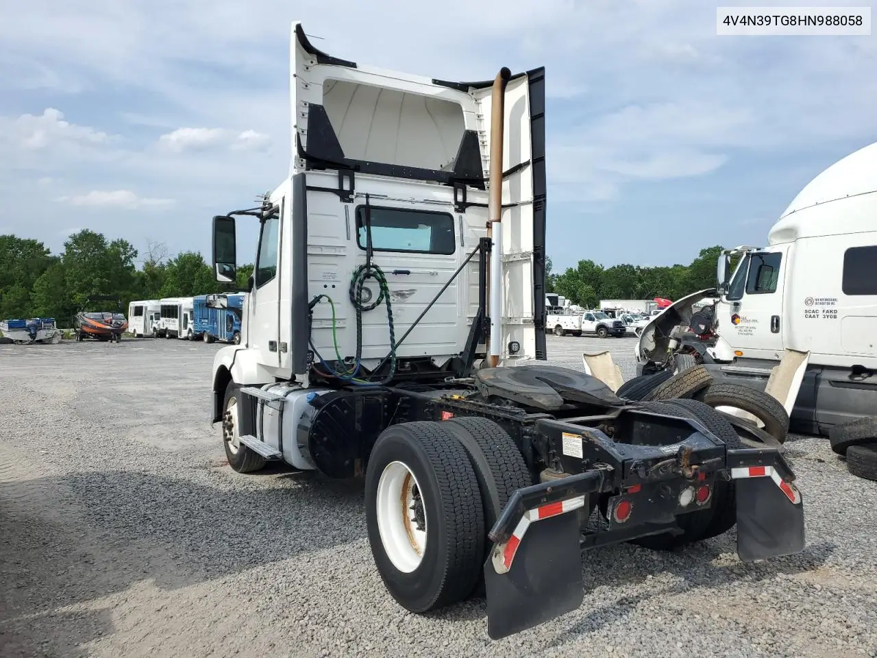 2017 Volvo Vnl Semi Truck VIN: 4V4N39TG8HN988058 Lot: 60454135