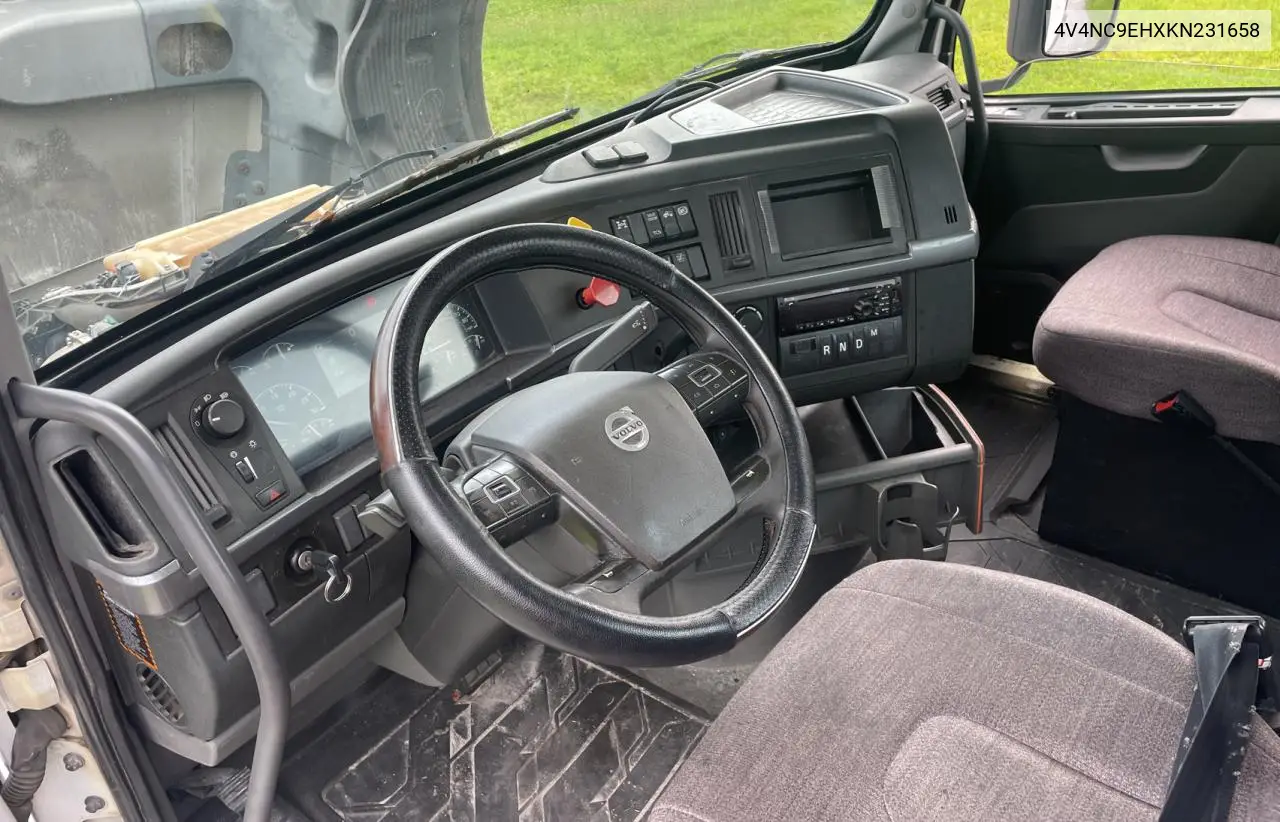4v4nc9ehxkn231658 4V4NC9EHXKN231658 2019 Volvo Vn Vnl