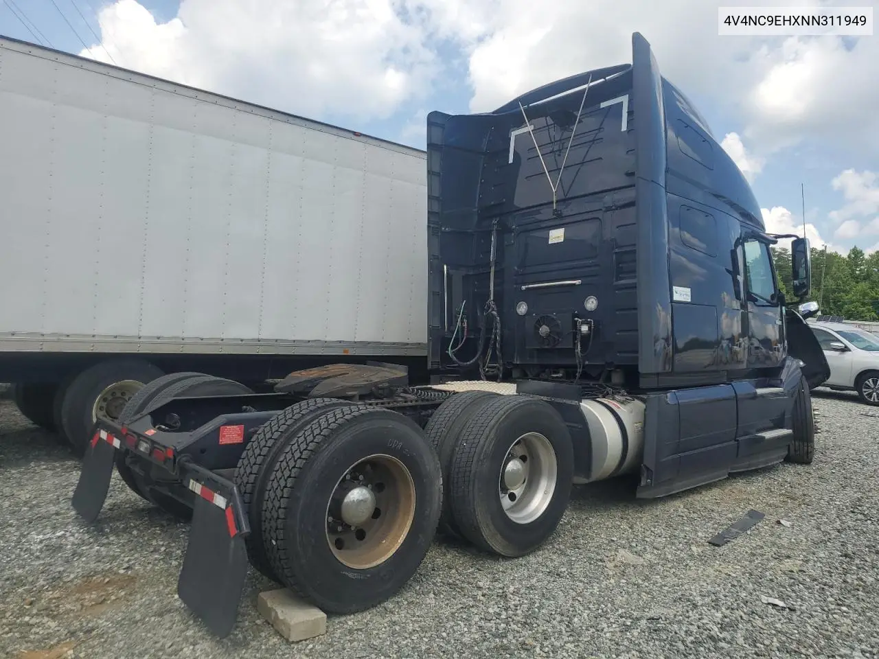 2022 Volvo Vn Vnl VIN: 4V4NC9EHXNN311949 Lot: 62108375