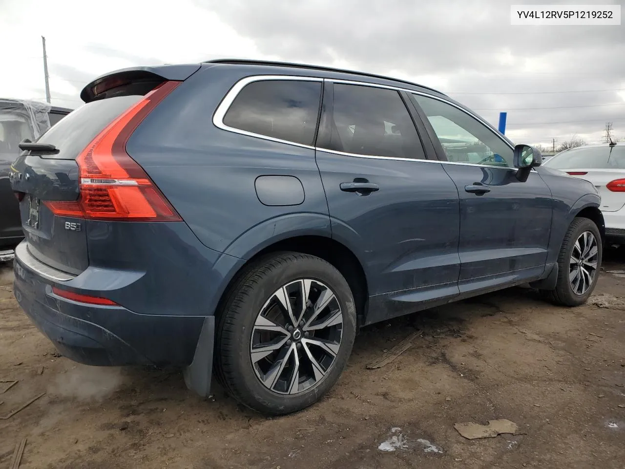 2023 Volvo Xc60 Core VIN: YV4L12RV5P1219252 Lot: 42678435