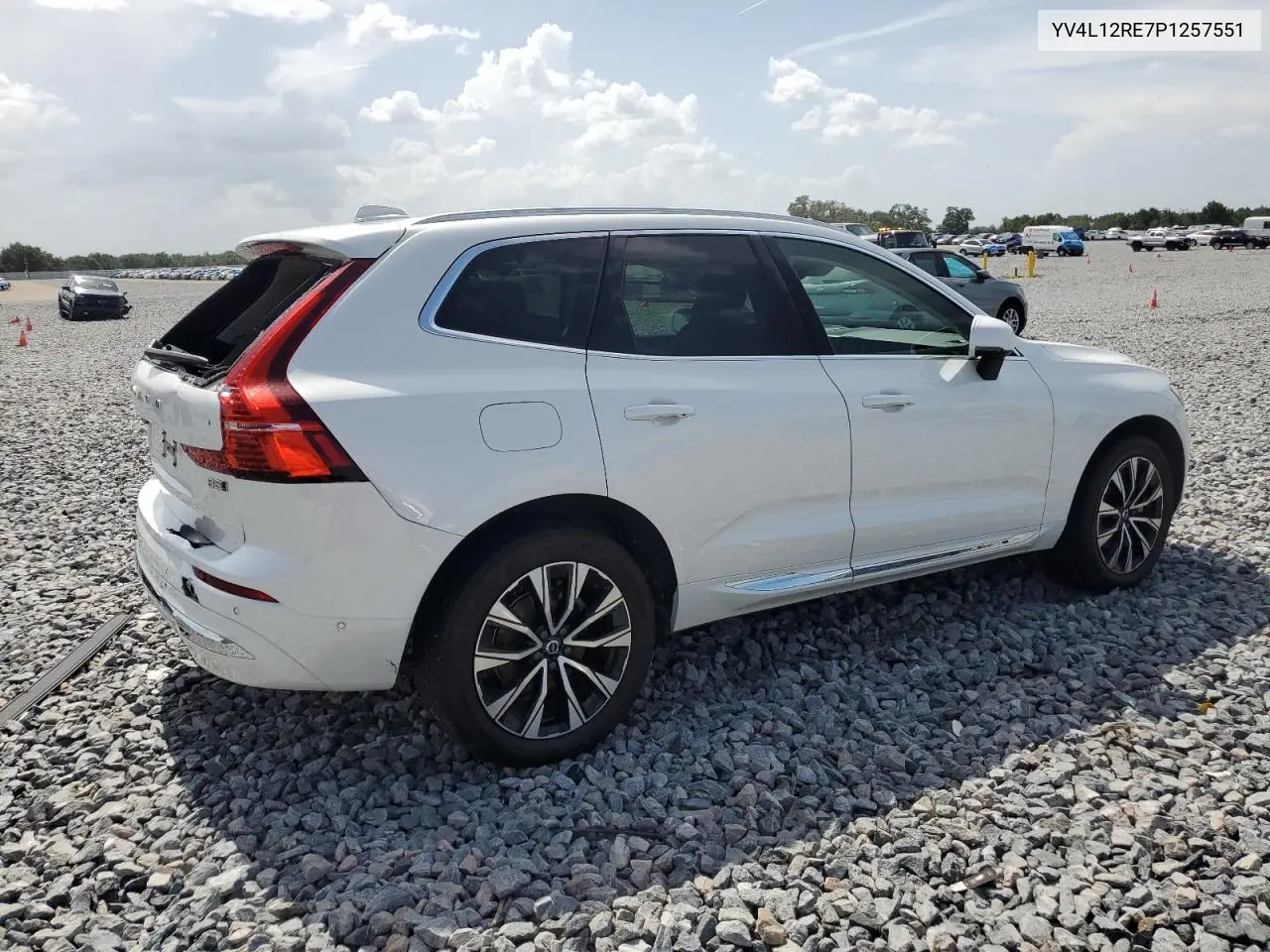 2023 Volvo Xc60 Plus VIN: YV4L12RE7P1257551 Lot: 60906485