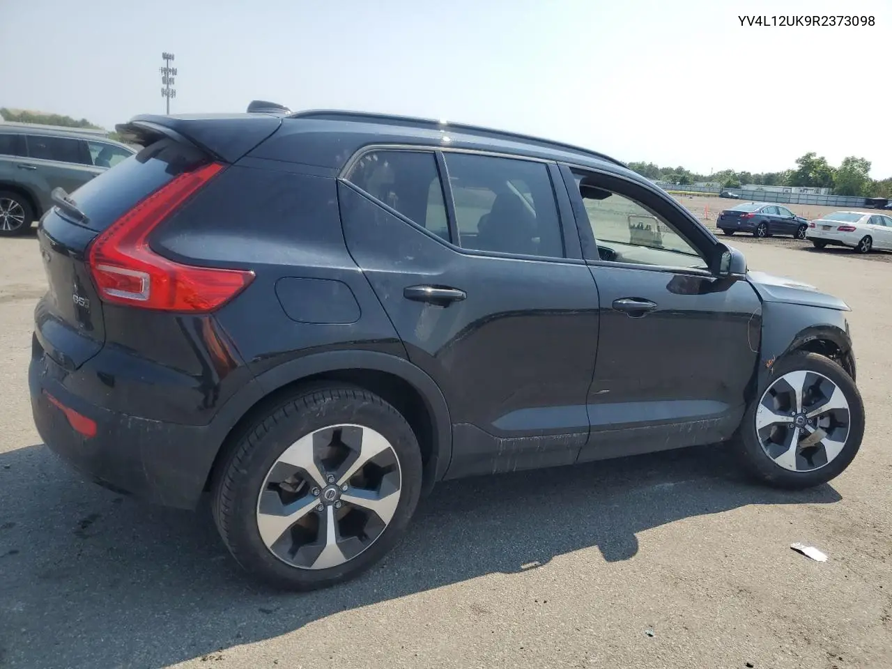 2024 Volvo Xc40 Core VIN: YV4L12UK9R2373098 Lot: 63512225