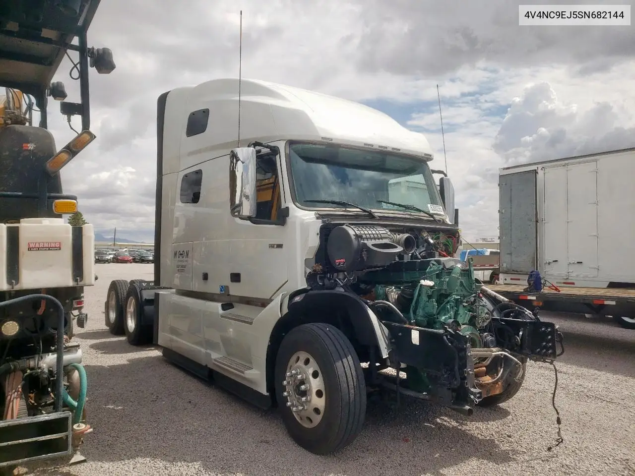 2025 Volvo Vn Vnl VIN: 4V4NC9EJ5SN682144 Lot: 63002955