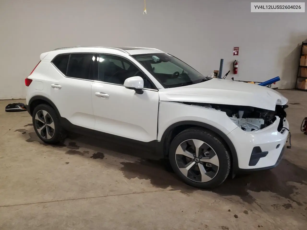 2025 Volvo Xc40 Core VIN: YV4L12UJ5S2604026 Lot: 63060135