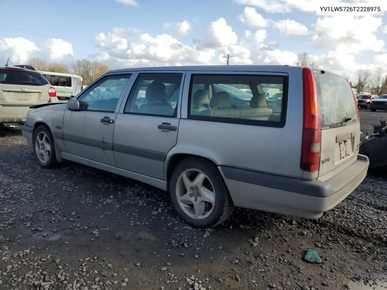 1996 Volvo 850 VIN: YV1LW5726T2228975 Lot: 47834325