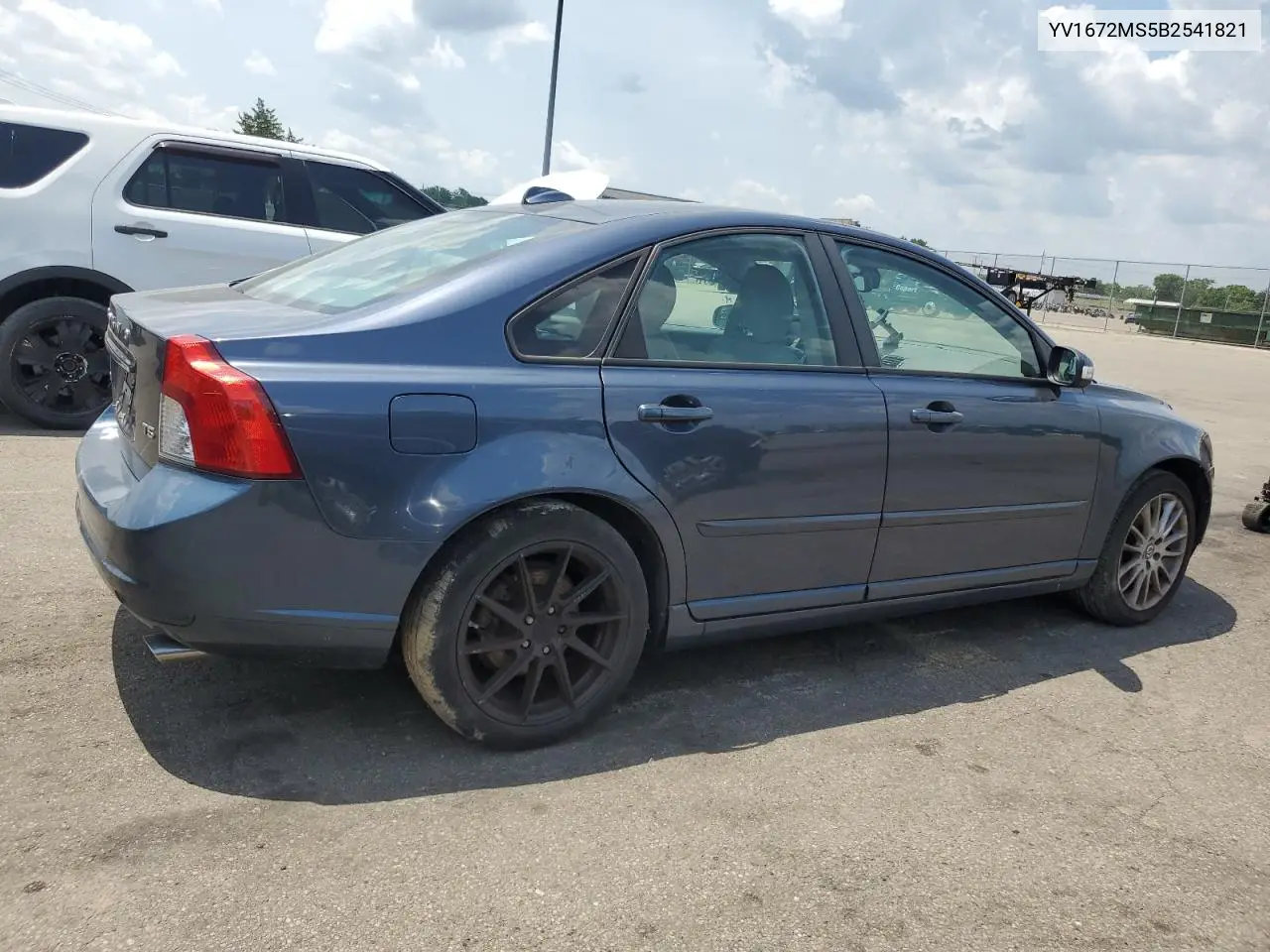 2011 Volvo S40 T5 VIN: YV1672MS5B2541821 Lot: 62100795