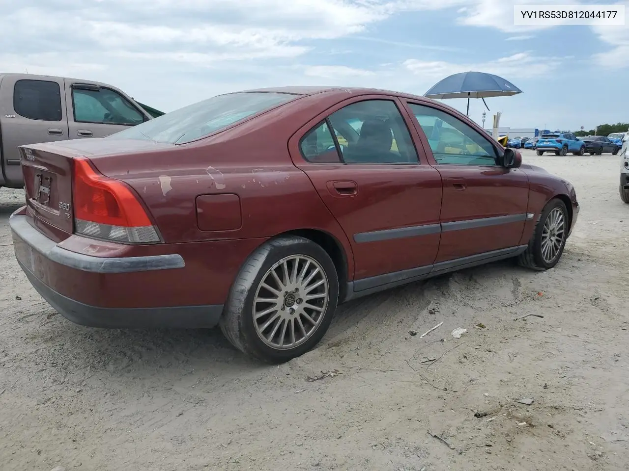 2001 Volvo S60 T5 VIN: YV1RS53D812044177 Lot: 56113165