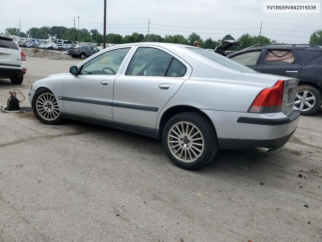 2004 Volvo S60 2.5T VIN: YV1RS59V842319339 Lot: 61177875