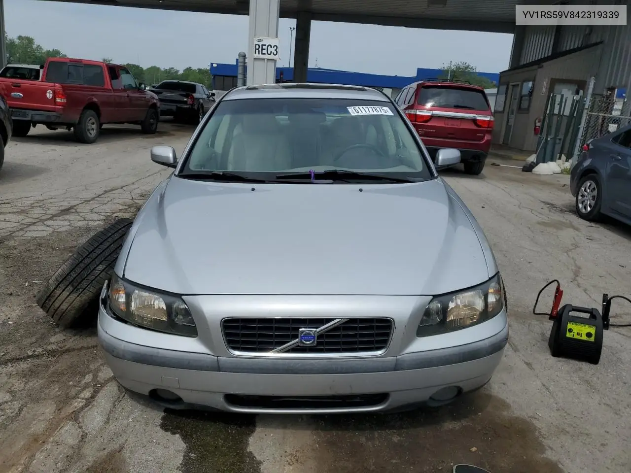 2004 Volvo S60 2.5T VIN: YV1RS59V842319339 Lot: 61177875