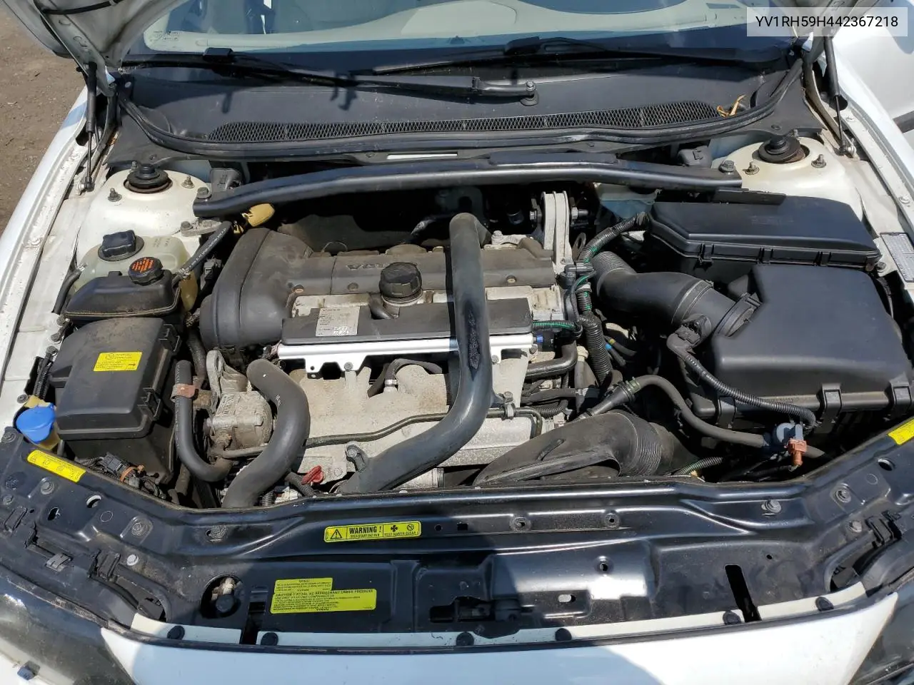 2004 Volvo S60 2.5T VIN: YV1RH59H442367218 Lot: 62094495