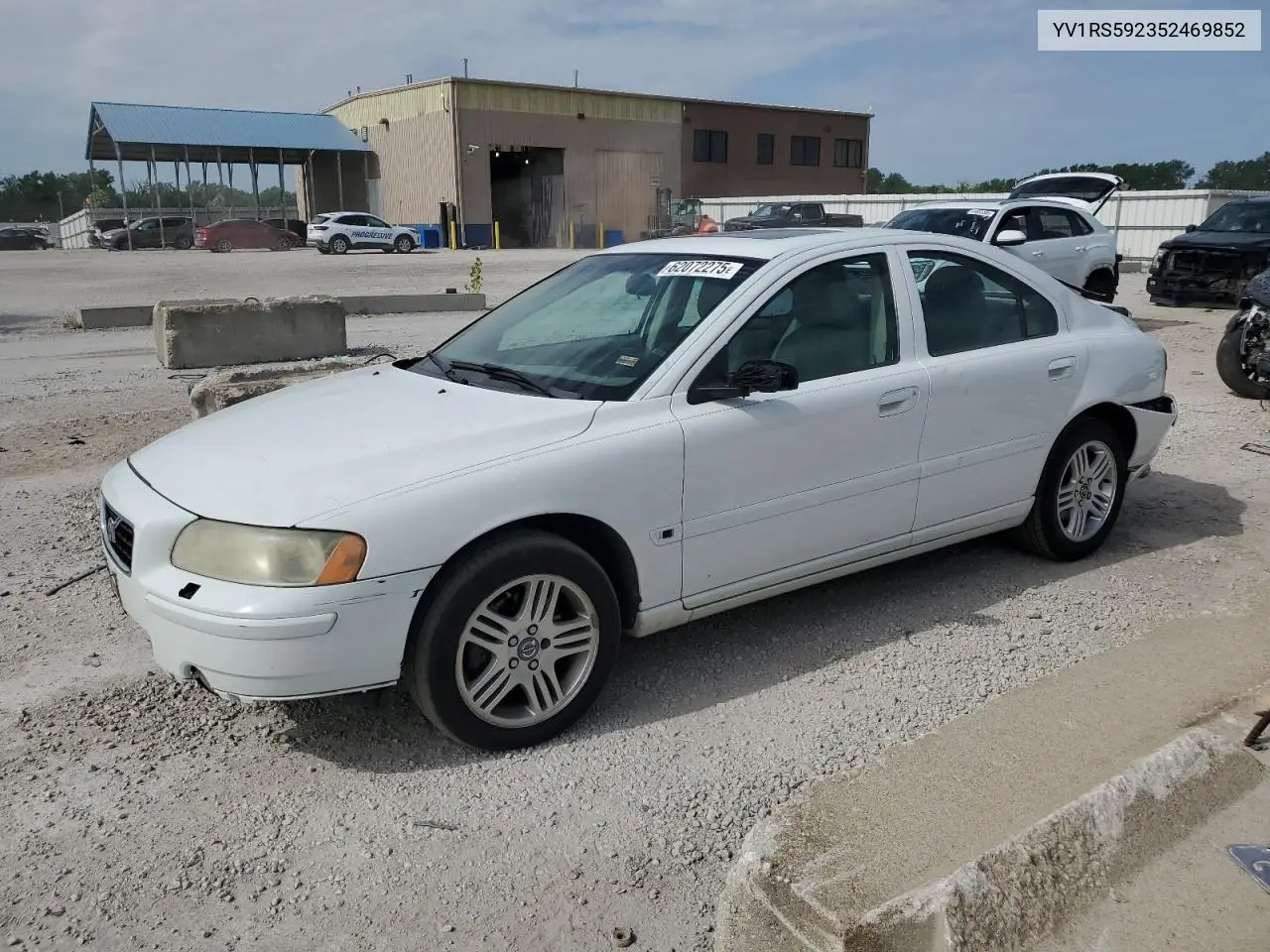 2005 Volvo S60 2.5T VIN: YV1RS592352469852 Lot: 62072275