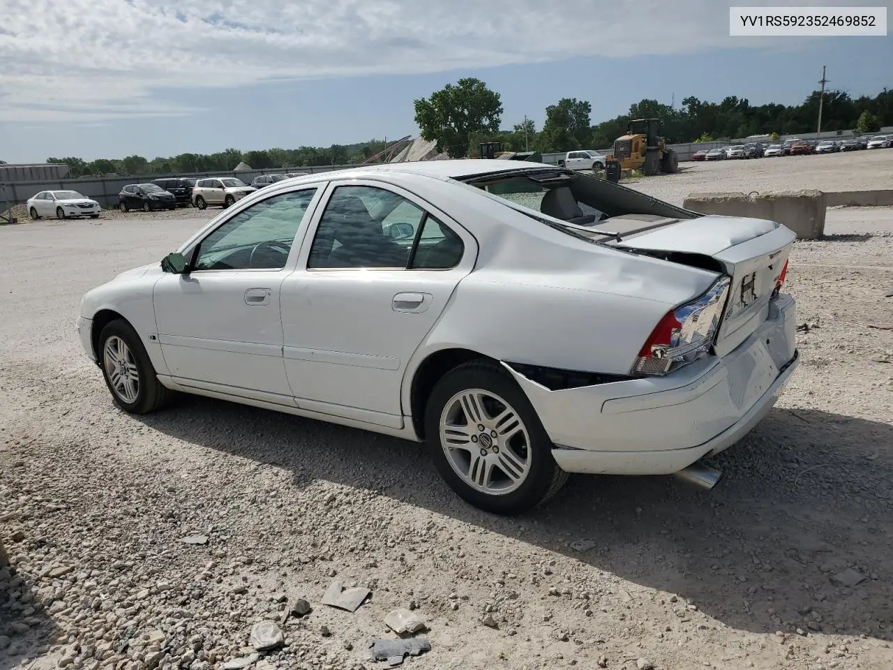 2005 Volvo S60 2.5T VIN: YV1RS592352469852 Lot: 62072275