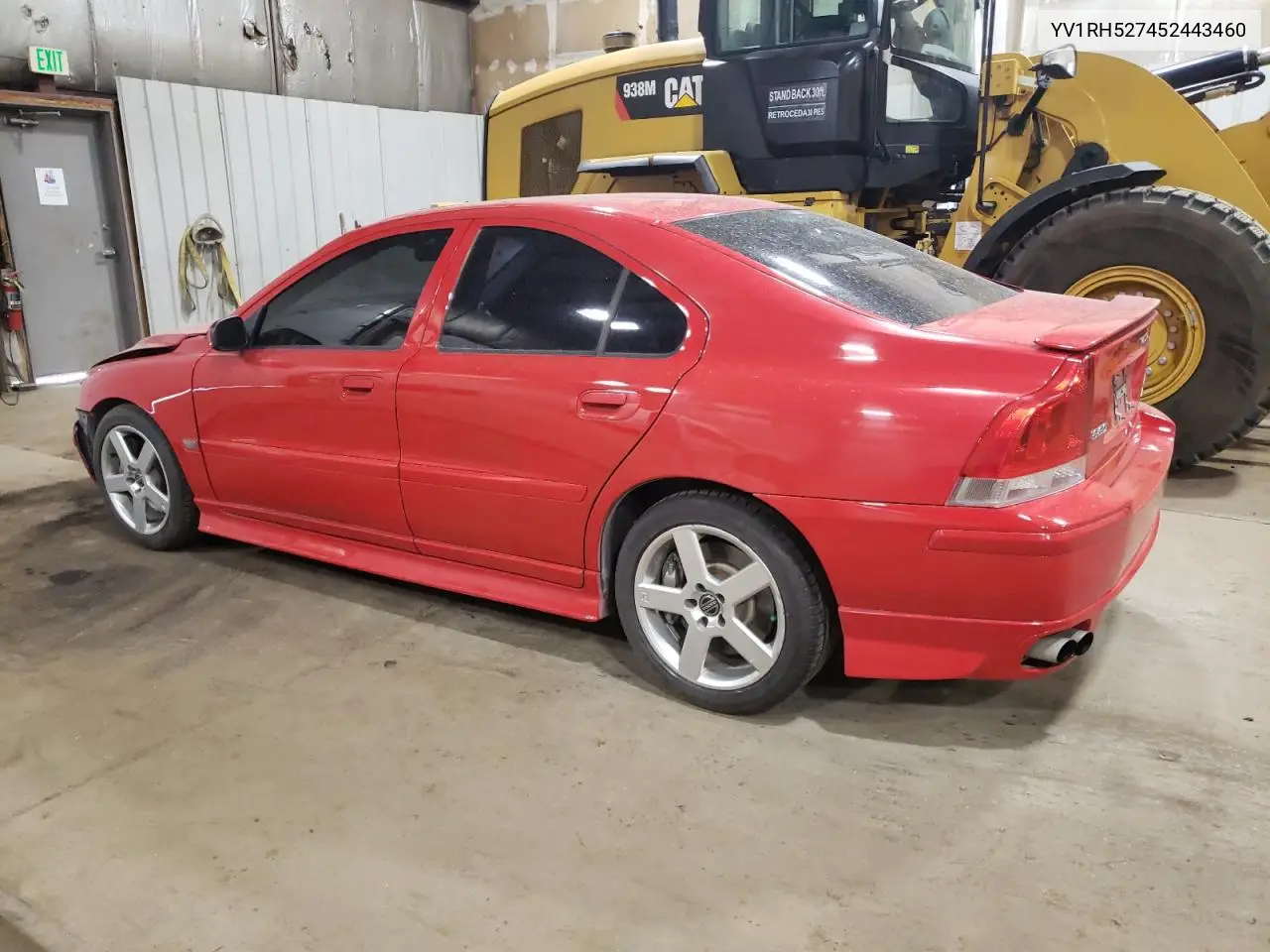 2005 Volvo S60 R VIN: YV1RH527452443460 Lot: 62702305
