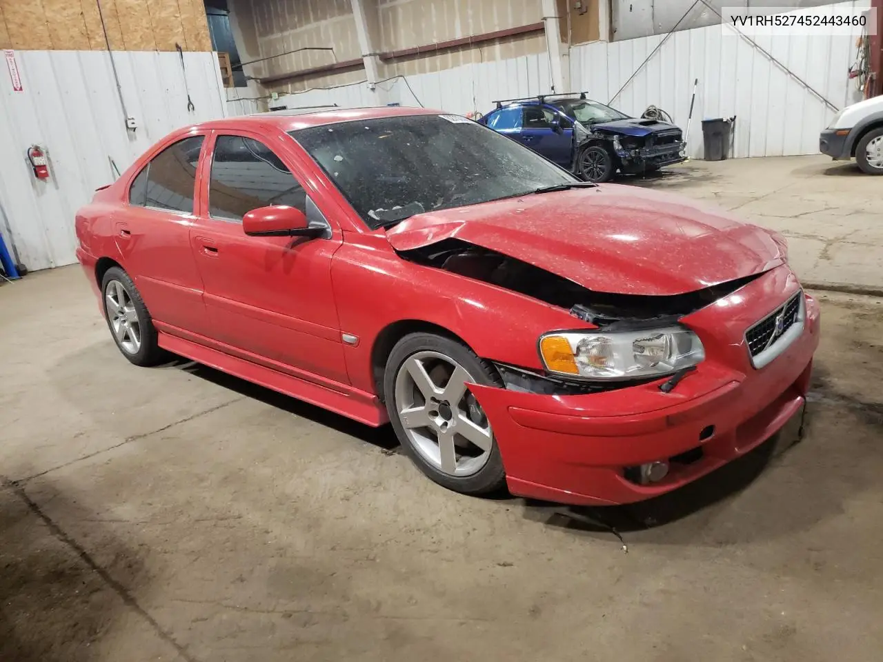 2005 Volvo S60 R VIN: YV1RH527452443460 Lot: 62702305