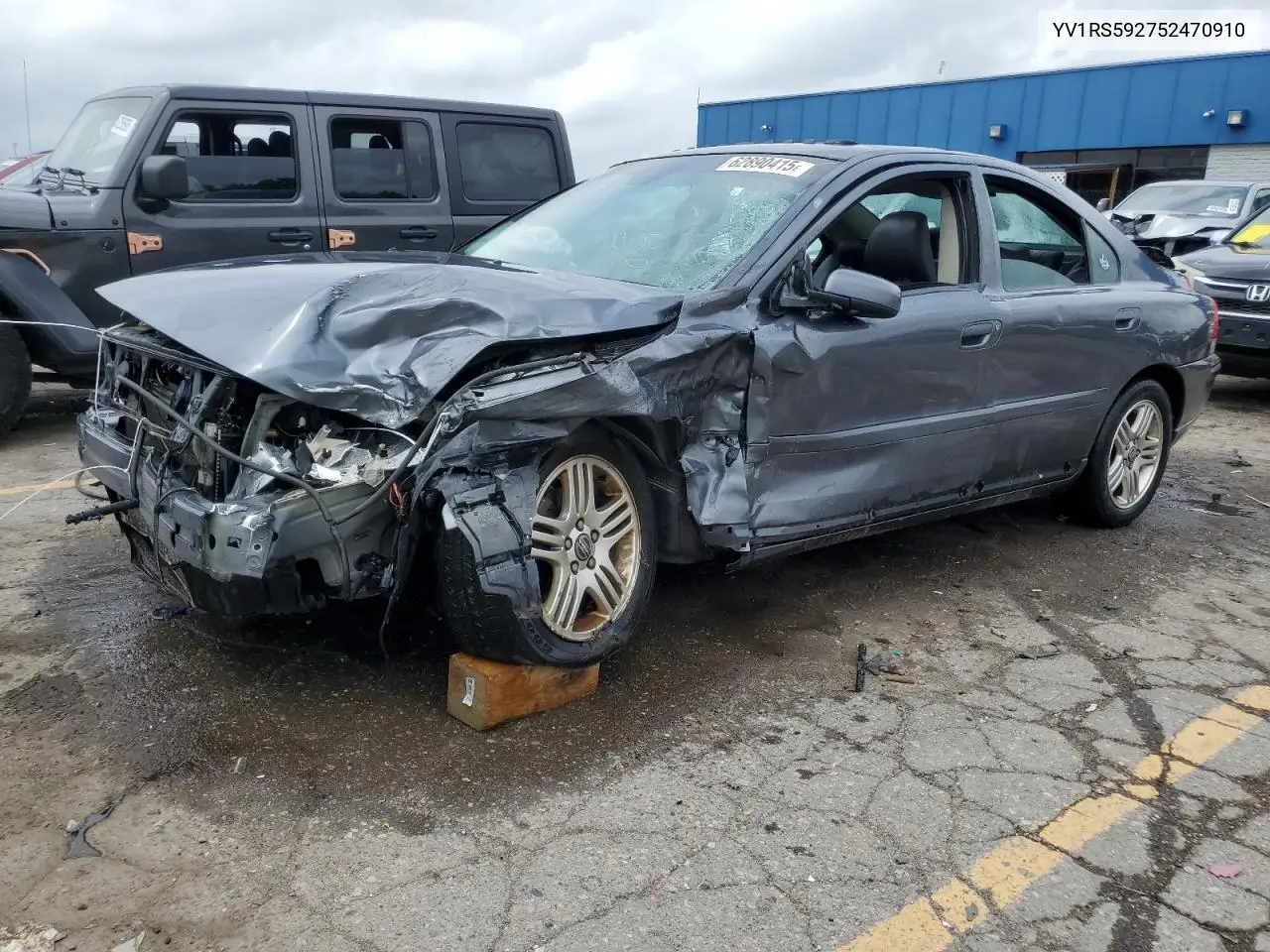 2005 Volvo S60 2.5T VIN: YV1RS592752470910 Lot: 62890415
