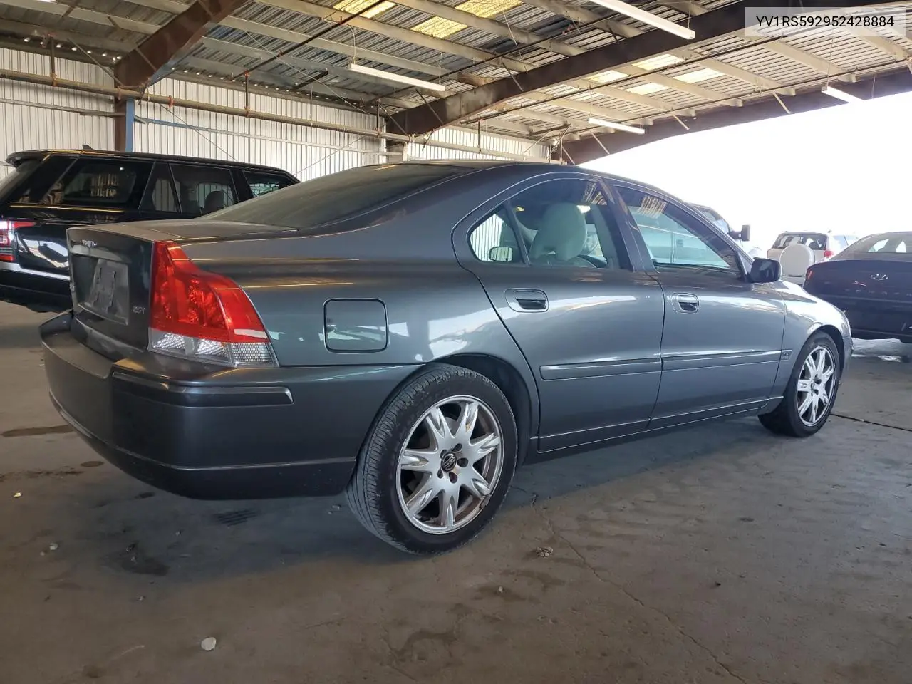 2005 Volvo S60 2.5T VIN: YV1RS592952428884 Lot: 64216895