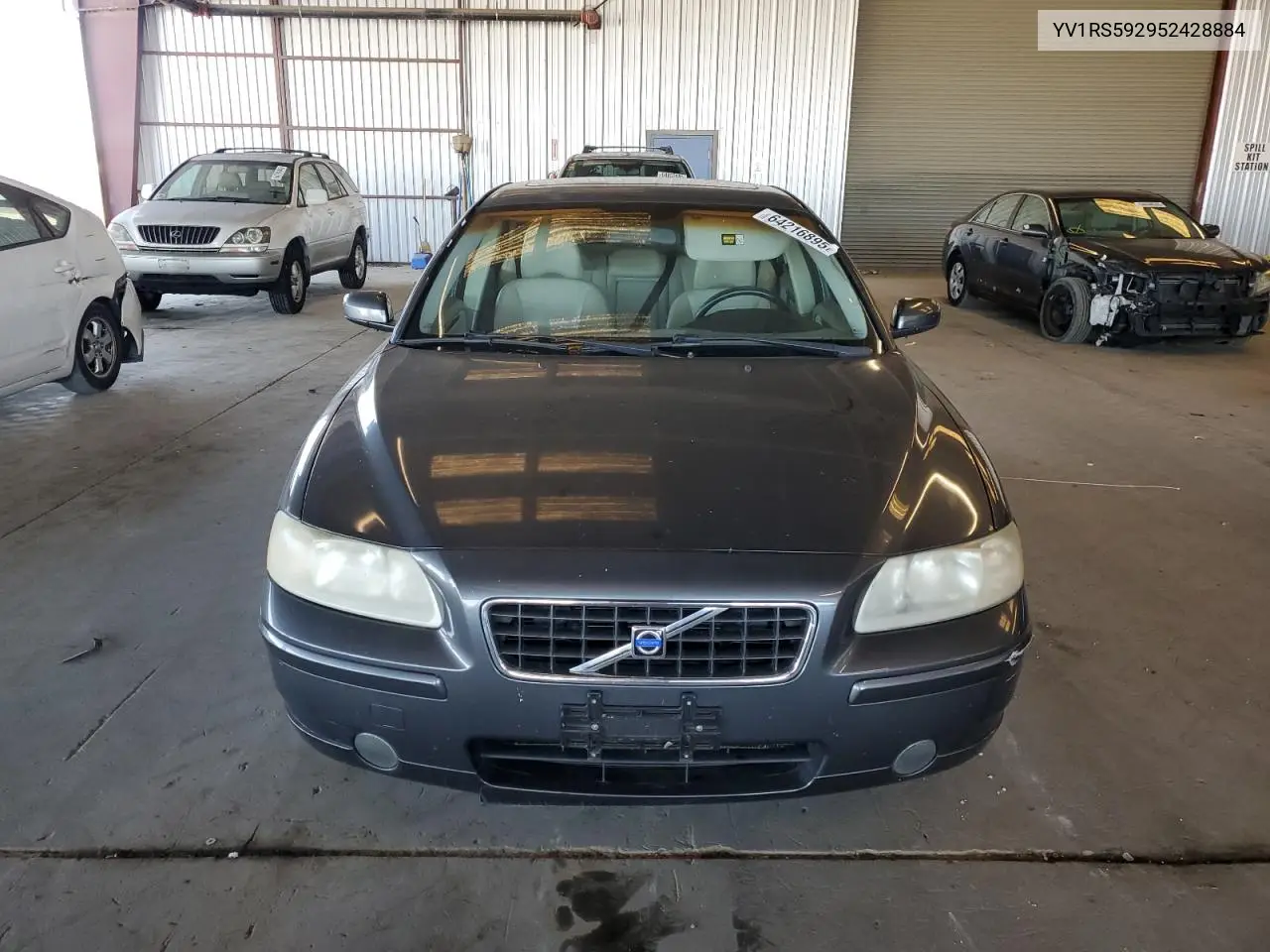 2005 Volvo S60 2.5T VIN: YV1RS592952428884 Lot: 64216895