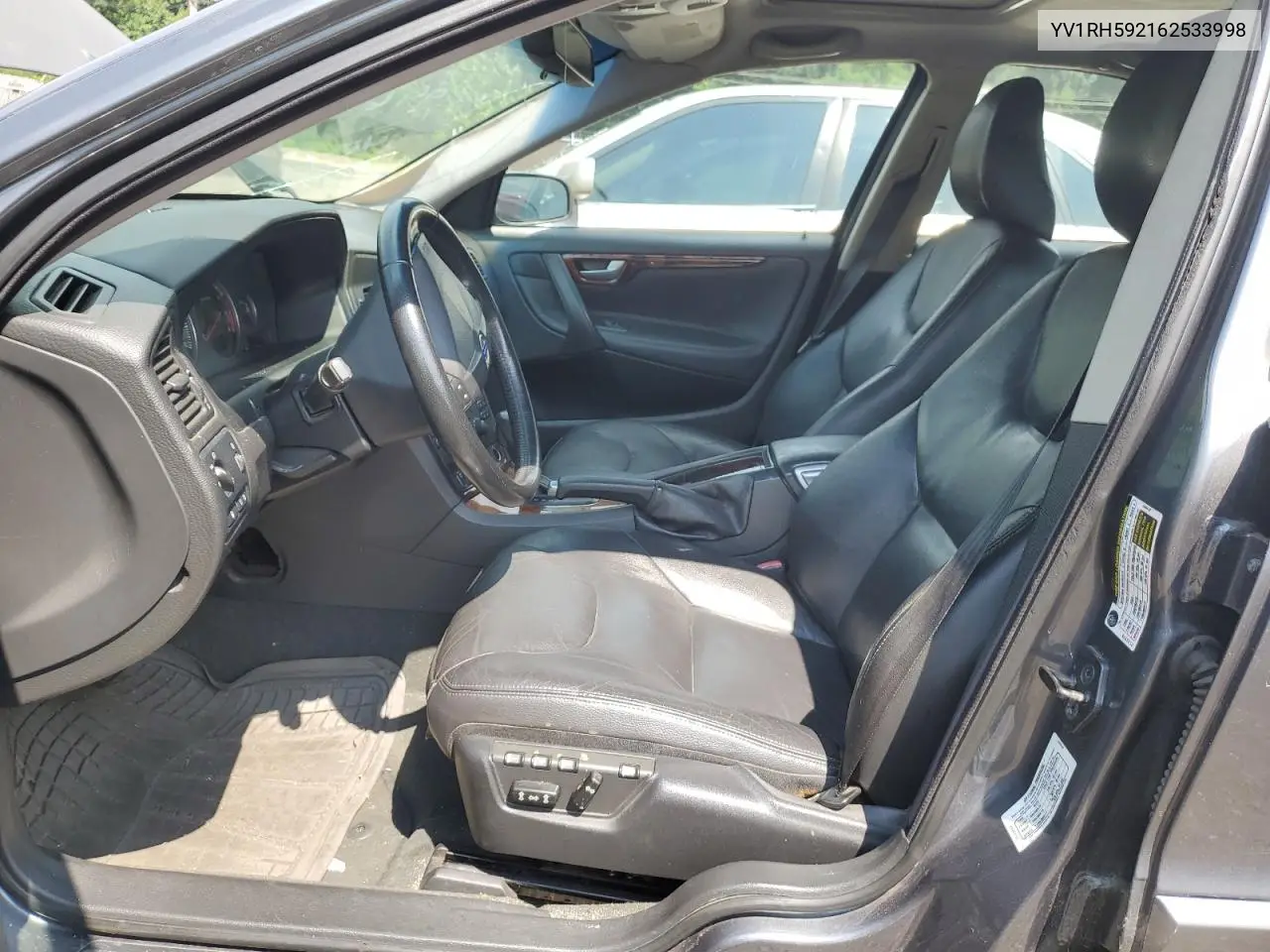 2006 Volvo S60 2.5T VIN: YV1RH592162533998 Lot: 62658185