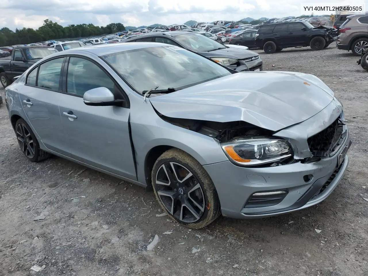 2017 Volvo S60 Dynamic VIN: YV140MTL2H2440505 Lot: 56890525