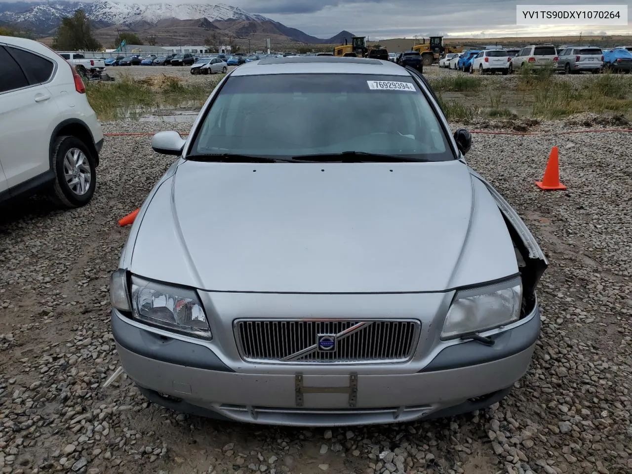 2000 Volvo S80 T6 Turbo VIN: YV1TS90DXY1070264 Lot: 76929394