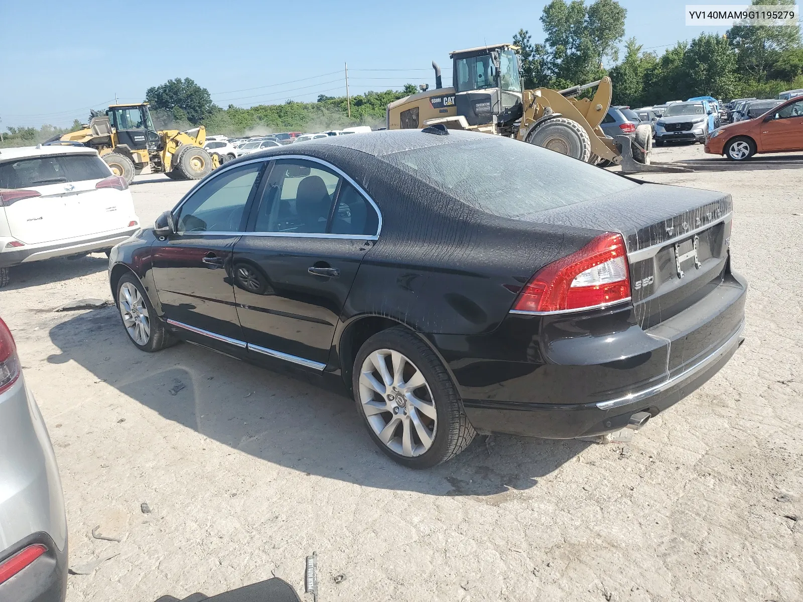 2016 Volvo S80 Platinum VIN: YV140MAM9G1195279 Lot: 68825424