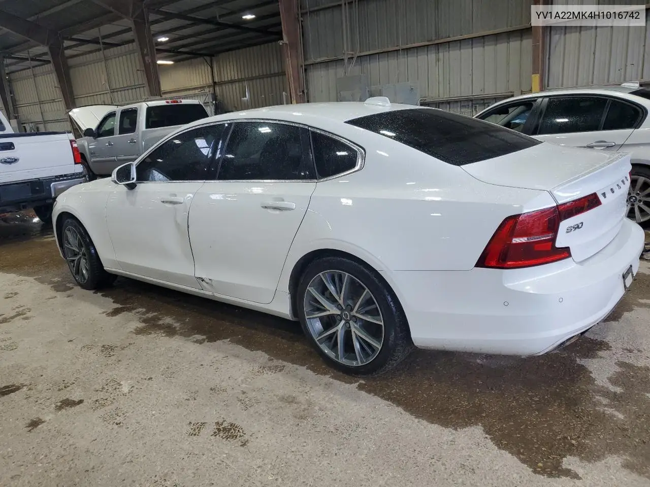 2017 Volvo S90 T6 Momentum VIN: YV1A22MK4H1016742 Lot: 55796935